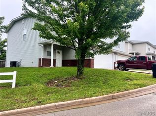 100 Hickory Ridge Dr #100 & 102, Saint Robert, MO 65584