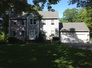 1282 Main St, Acushnet, MA 02743