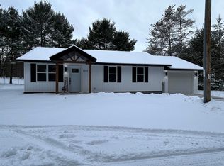 W1313 County Road B, Marinette, WI 54143