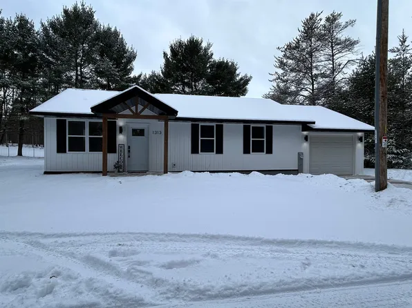 W1313 County Road B, Marinette, WI 54143