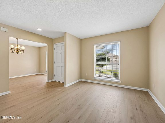 4th image of 12929 DEEP RIVER Way