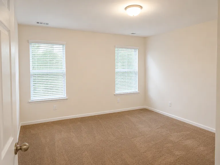 24 Miller Park Cir — Photo 13