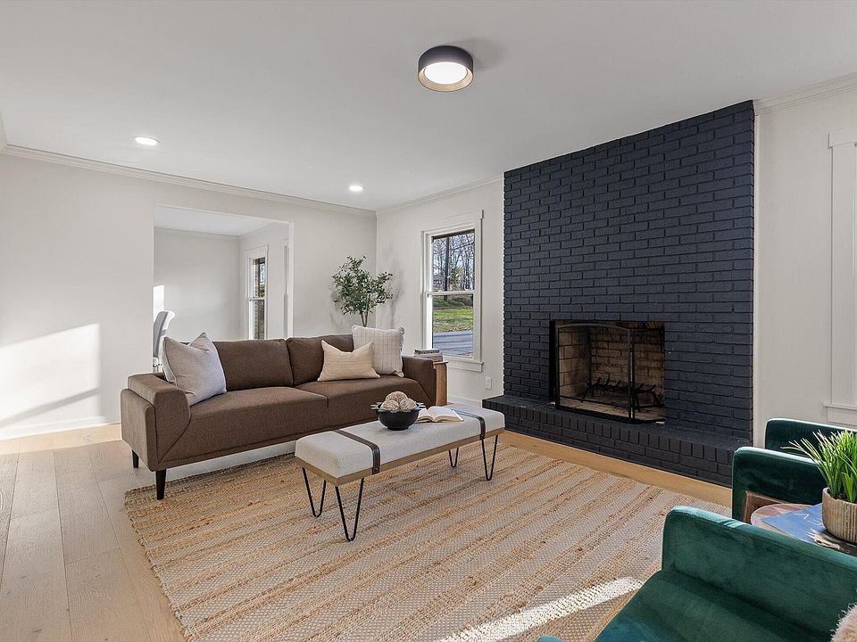 1st image of 4601 Loftwood Dr
