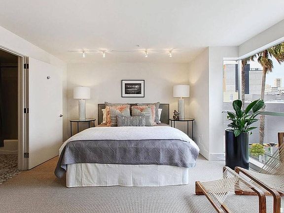 3rd image of 68 Harriet St Unit 9