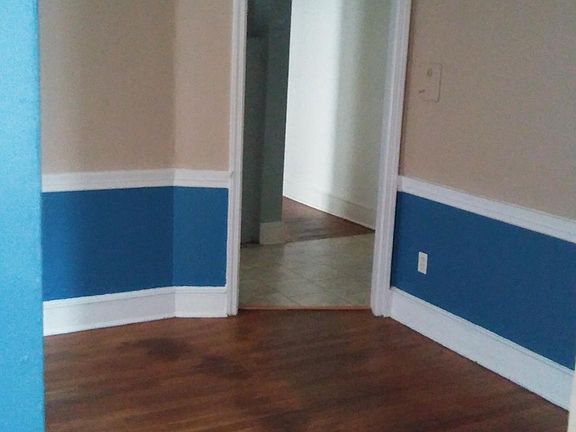 3rd image of 1517 N Franklin St APT 1