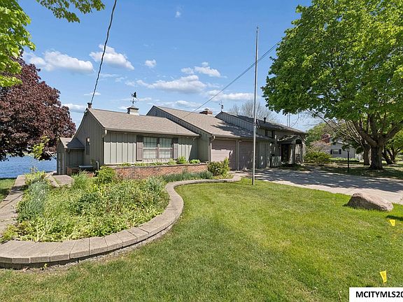2nd image of 278 Lakeview Dr