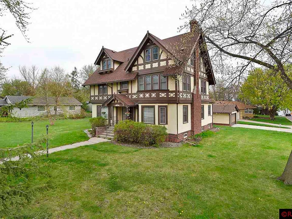 929 Elm Ave E, Waseca, MN 56093 Zillow
