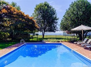 48 York St, Stratford, CT 06615