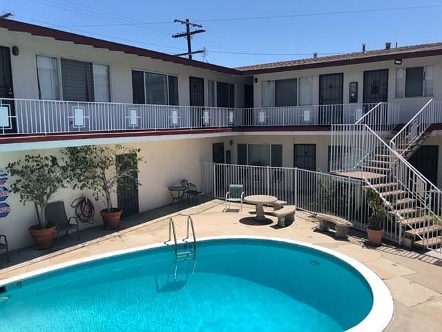 1st image of 11178 Culver Blvd APT 14