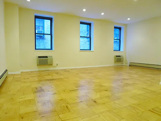 Rented by City & Suburban | media 40