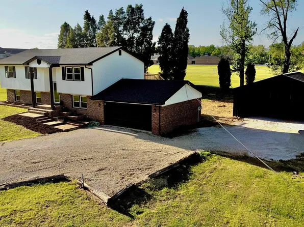 6888 Oak Grove Rd, Newburgh, IN 47630