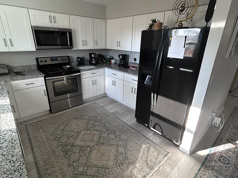 471 Spring Ln — Photo 9