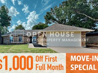 25 Chimney Rock Dr, Trophy Club, TX 76262