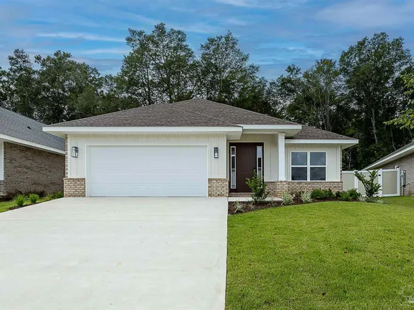 5922 Grayton Park Ln, Pace, FL 32571