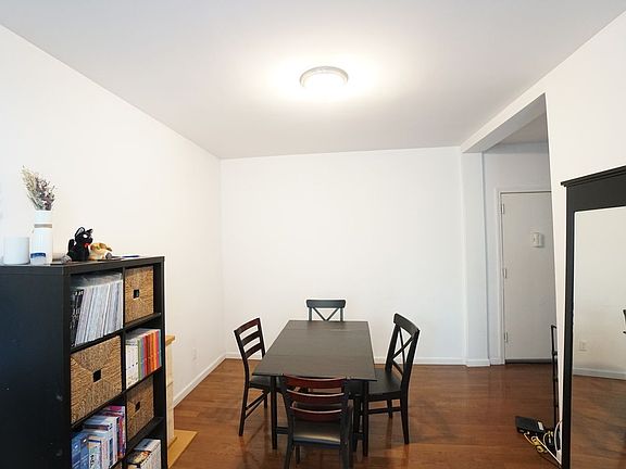4th image of 946 Nostrand Ave #1F