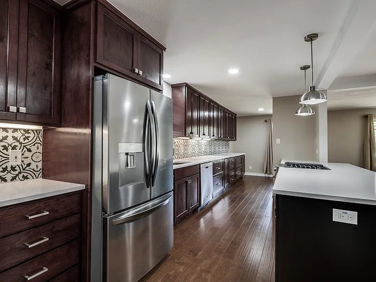 10908 Colbert Way — Photo 5