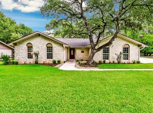 810 Serenada Dr, Georgetown, TX 78628