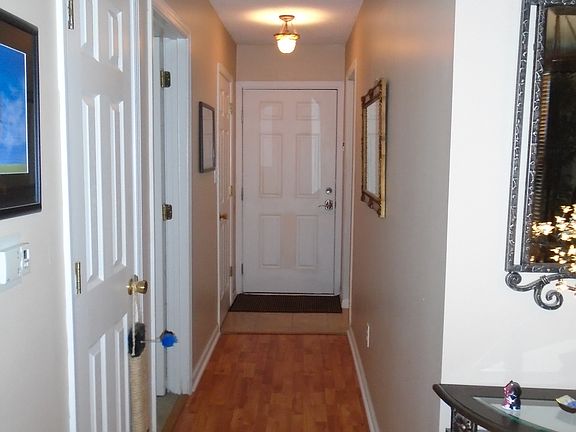 4th image of 138 Heritage Village Ln