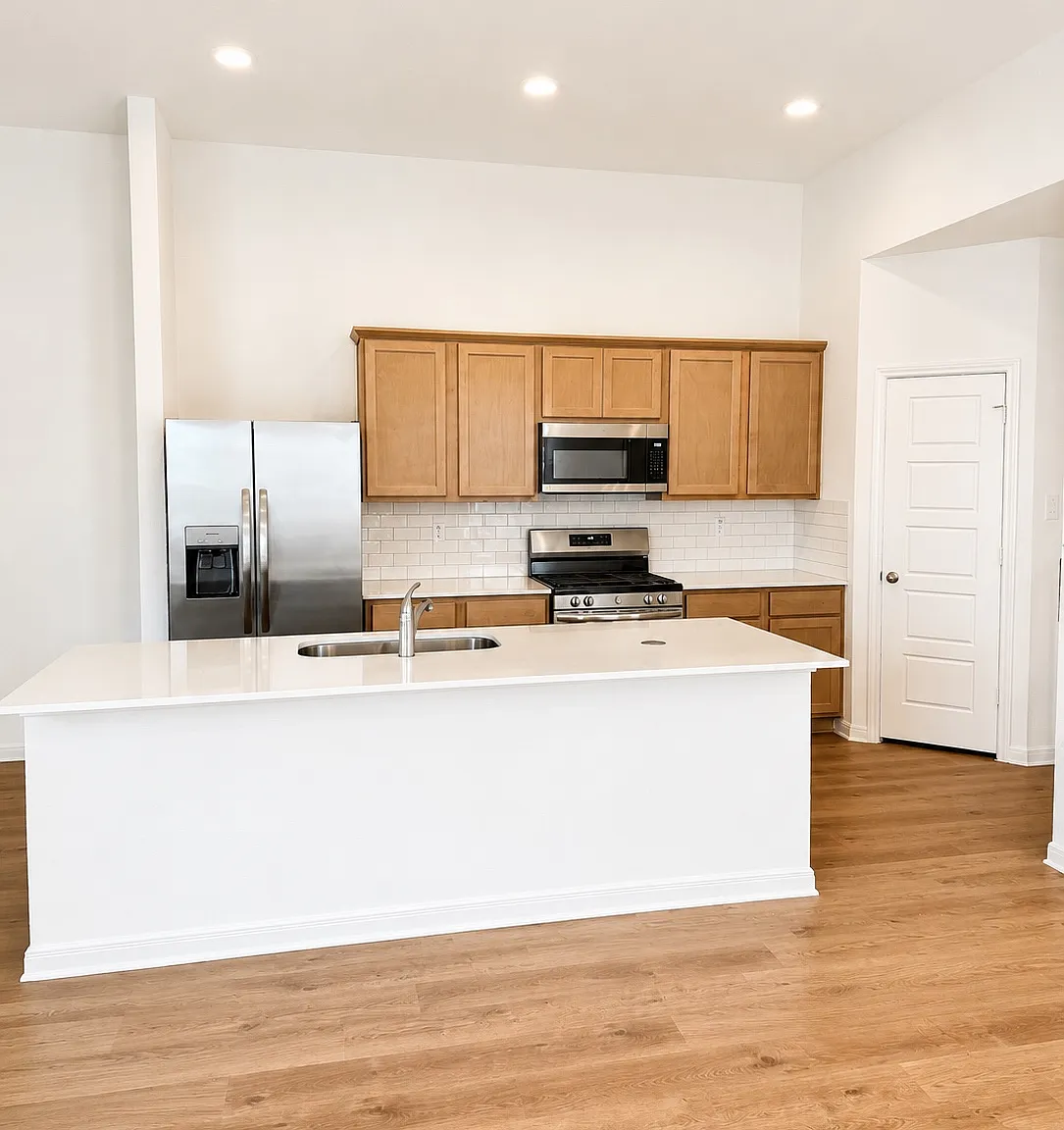 4 bed, 2.5 bath, 1742 sqft, $1,860 — Photo 4