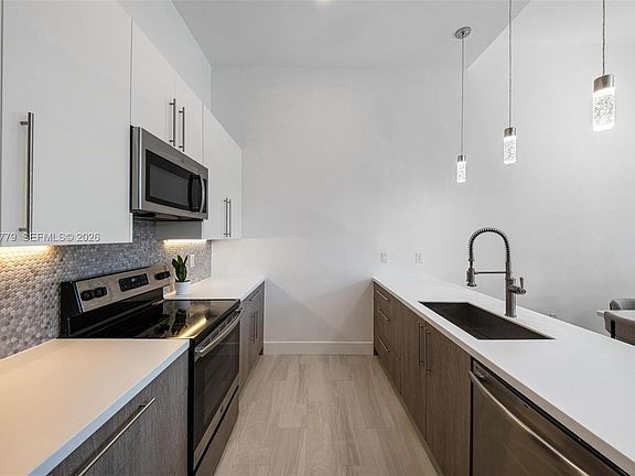 5th image of 4480 NW 8th Pl