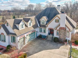 2777 S Saddle Club Rd, Greenwood, IN 46143