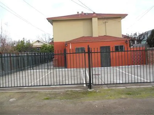 1312 T St, Sacramento, CA 95811