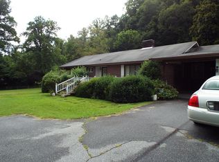 409 Fisher Creek Rd, Sylva, NC 28779
