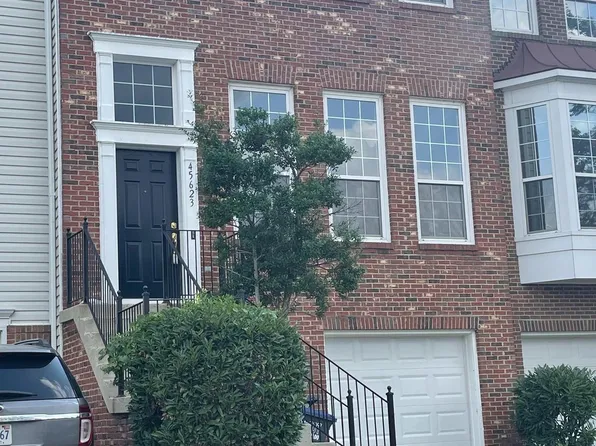 45623 Waterloo Station Sq, Sterling, VA 20166