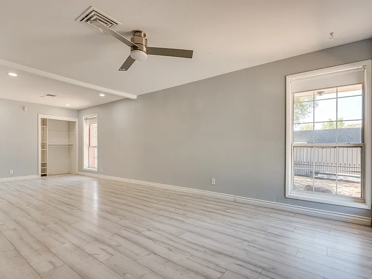 8626 Haven St — Photo 14