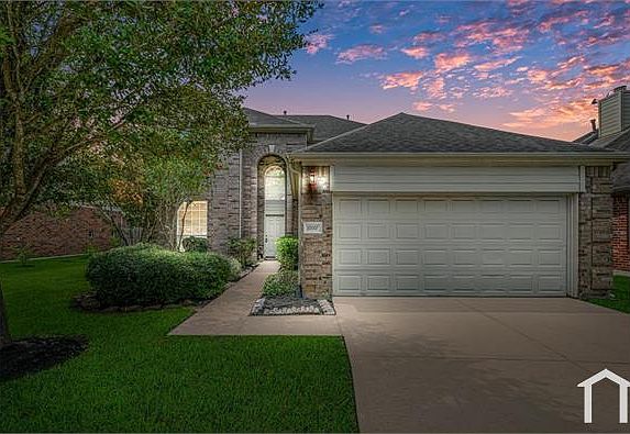2nd image of 20007 Rosswood Ln