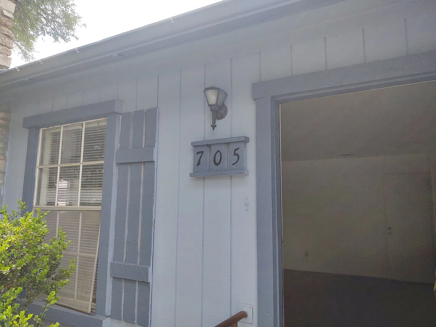 705 & 707 Allen Street — Photo 4