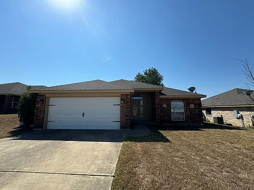 3806 Tatonka Dr Photo 1