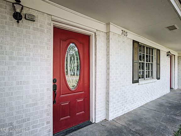 5th image of 703 Franklin Dr