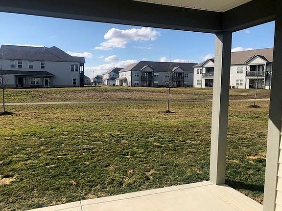 3rd image of 745 Redwood Ln