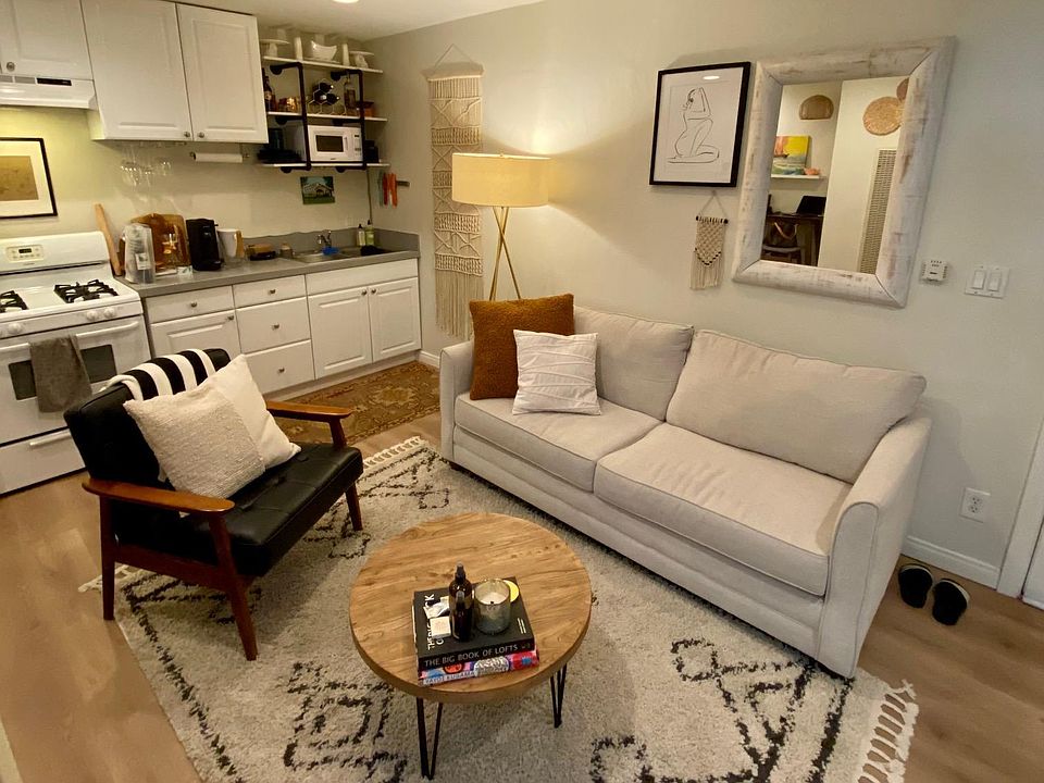 1st image of 410A Rose Ave #410A