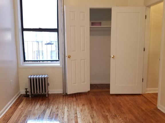 2nd image of 1134 Stratford Ave APT 1F