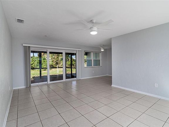 2nd image of 2159 Floyd Ct