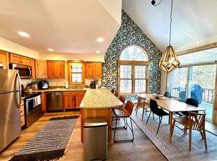 67A Kingswood Rd, West Dover, VT 05356