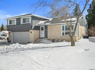 4614 North 107th STREET, Wauwatosa, WI 53225