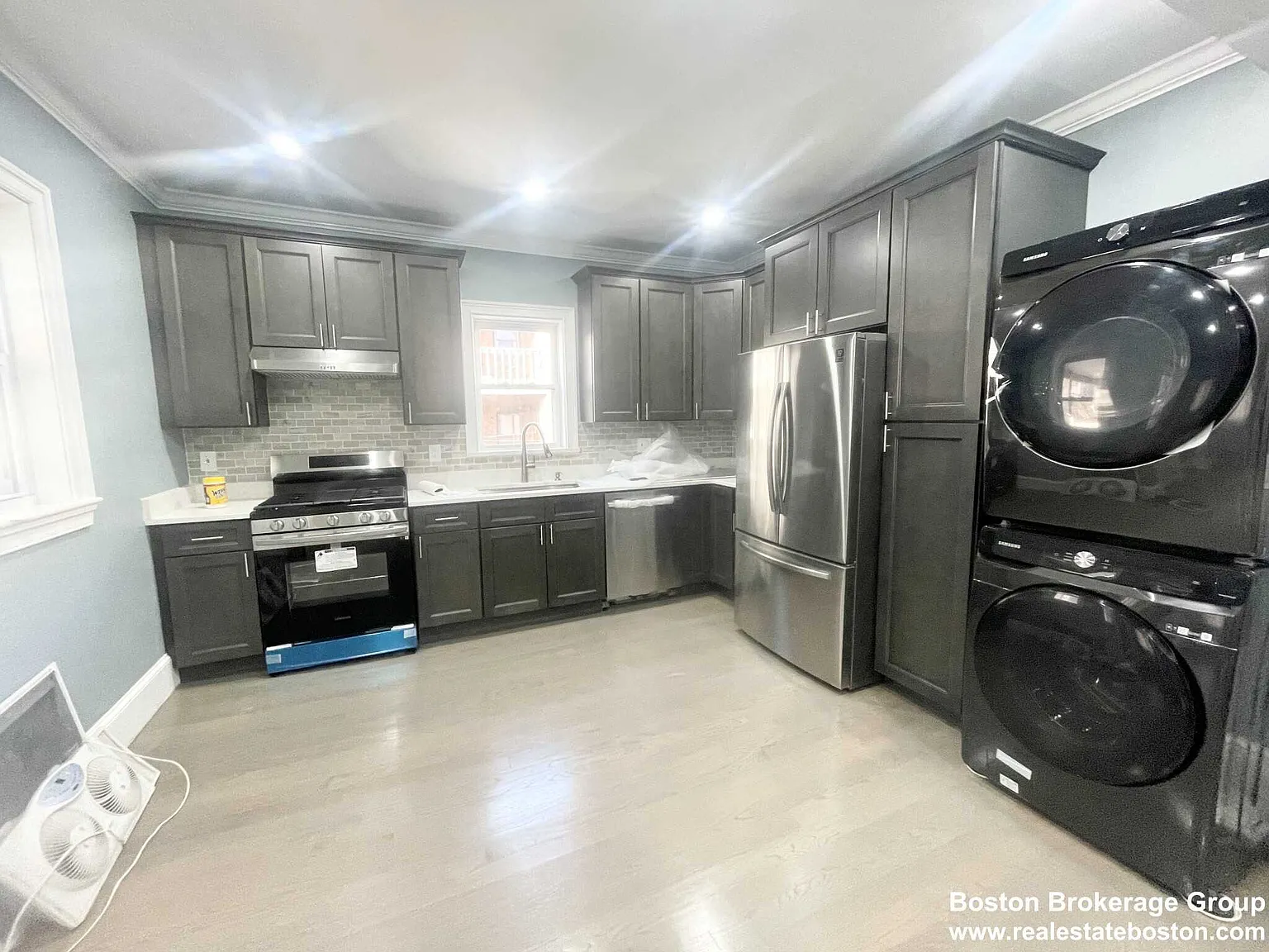 5 bed, $5,500 — Photo 1