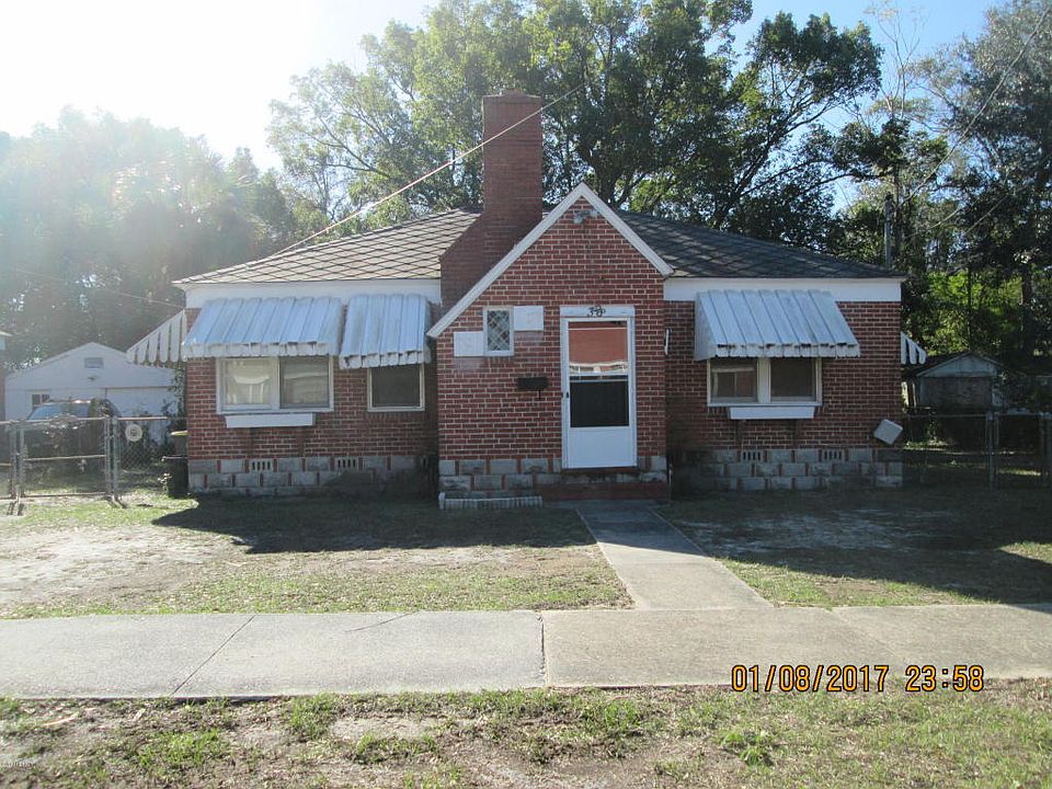 1st image of 398 E 45th St