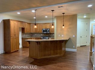10302 NE 4th St, Vancouver, WA