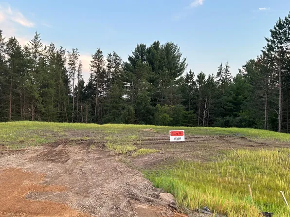 1189 60th St, Hudson, WI 54016