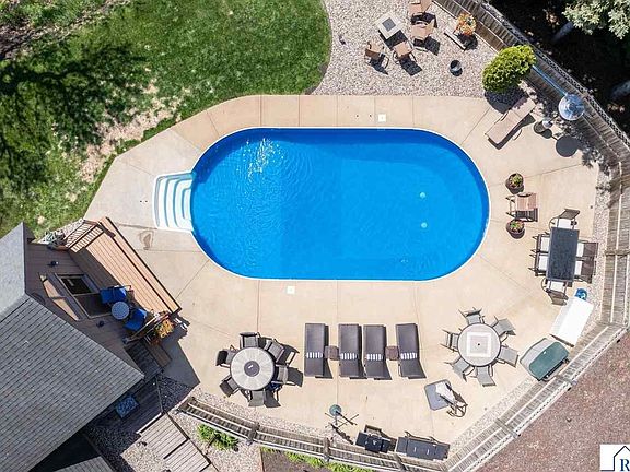 4th image of 6218 Shamrock Drive