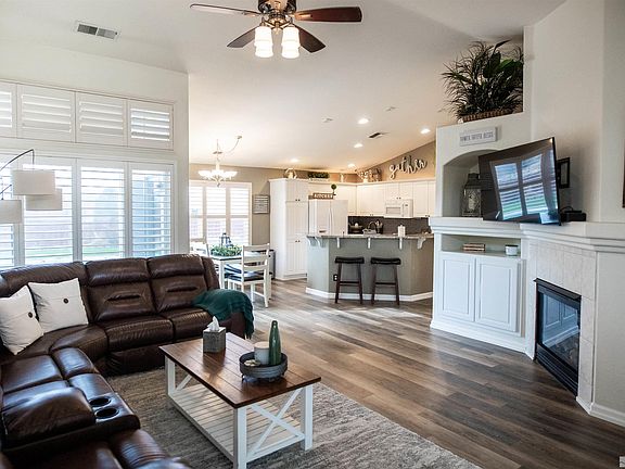 2nd image of 7417 Sansol Dr