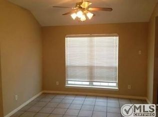 3351 Light Pointe Dr, Dallas, TX 75228