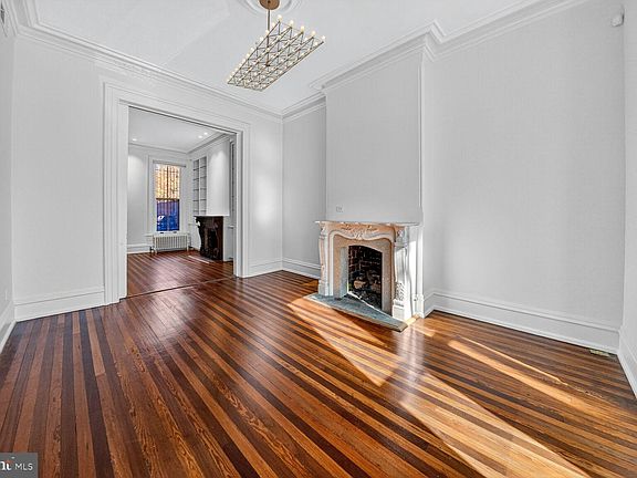 4th image of 917 O St NW