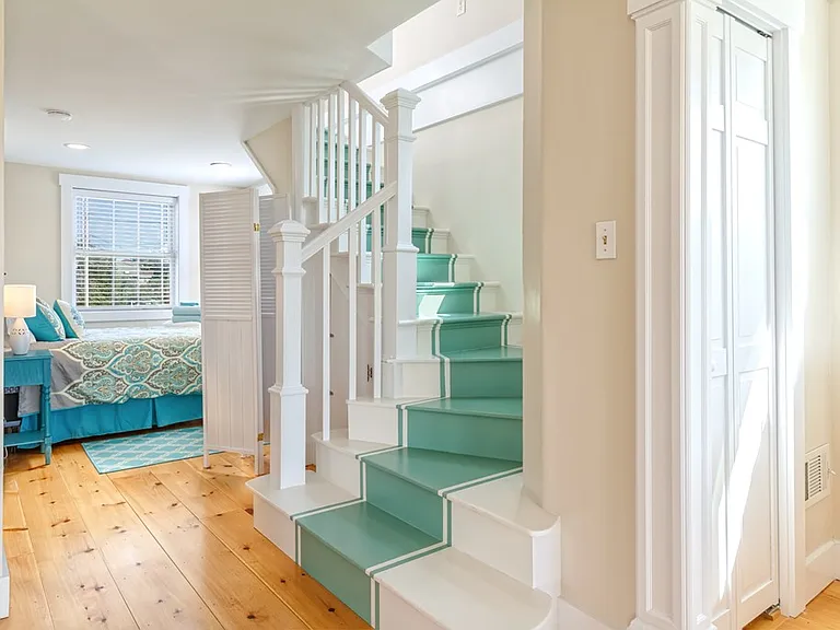 47 Sunset Dr #1 — Photo 22