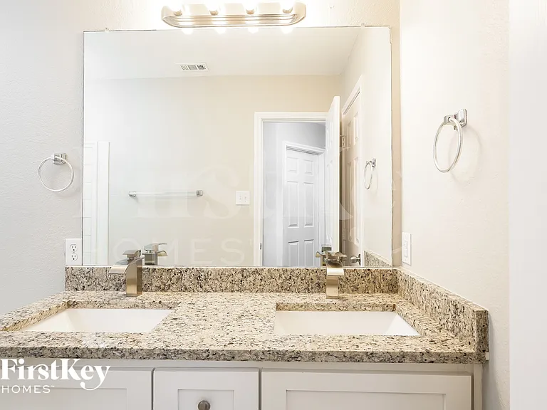 101 Sycamore Cir — Photo 13