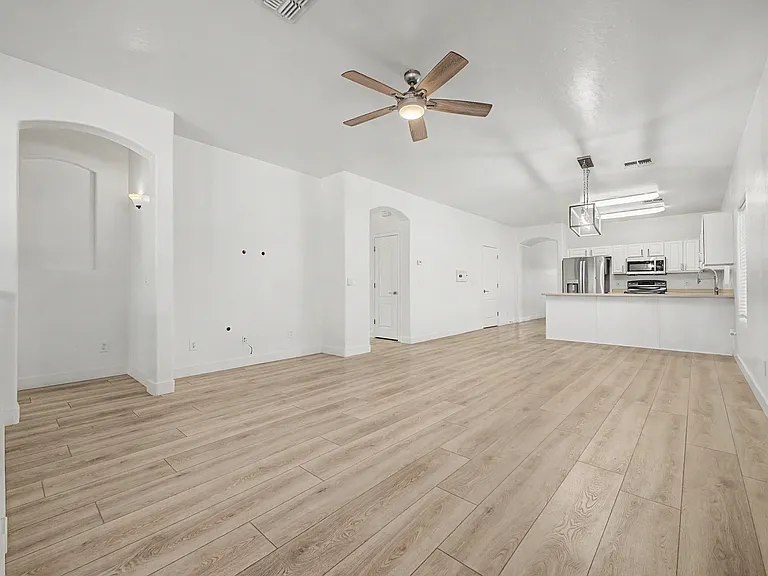 3533 E Joseph Way — Photo 13